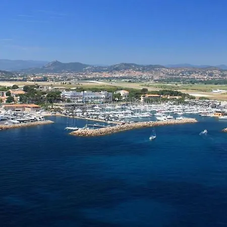 Port La Gavine Appartement Hyères