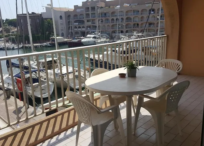 Port La Gavine Vue Lägenhet Hyères