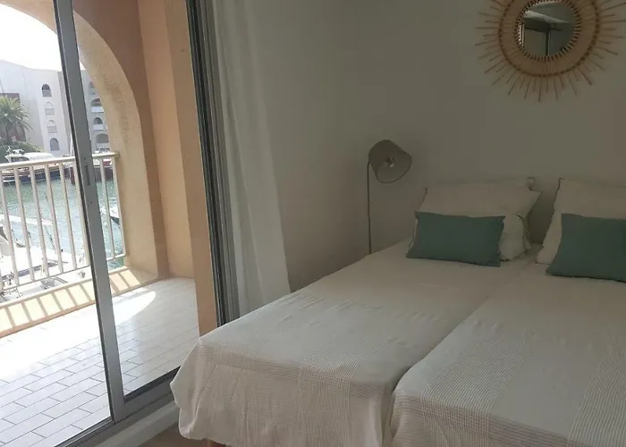 Port La Gavine Vue Lejlighed Hyères